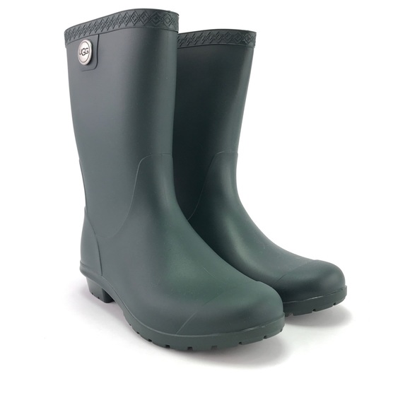 olive green uggs womens